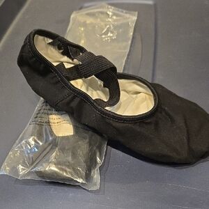 Capezio Hanami Black Canvas Ballet Slipper
